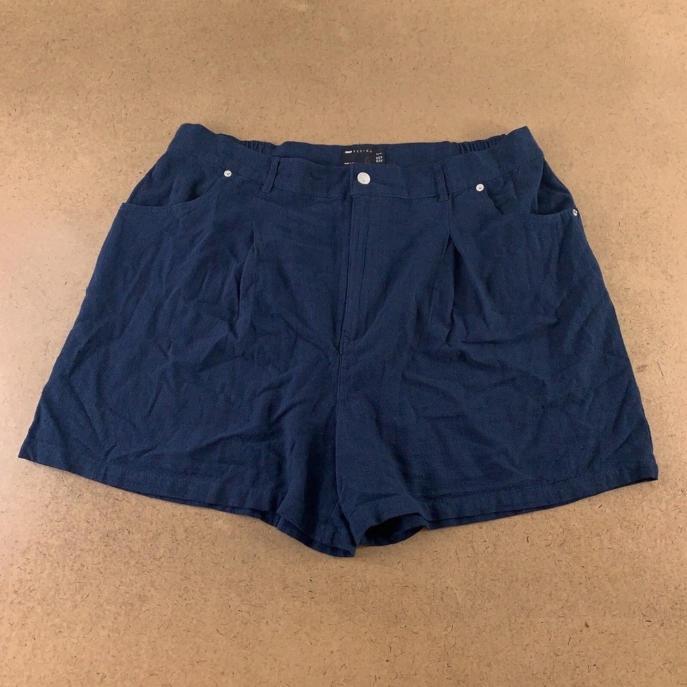 ASOS DESIGN Curve Women's Size 16 Navy High Rise Pleated Front Dad Shorts New